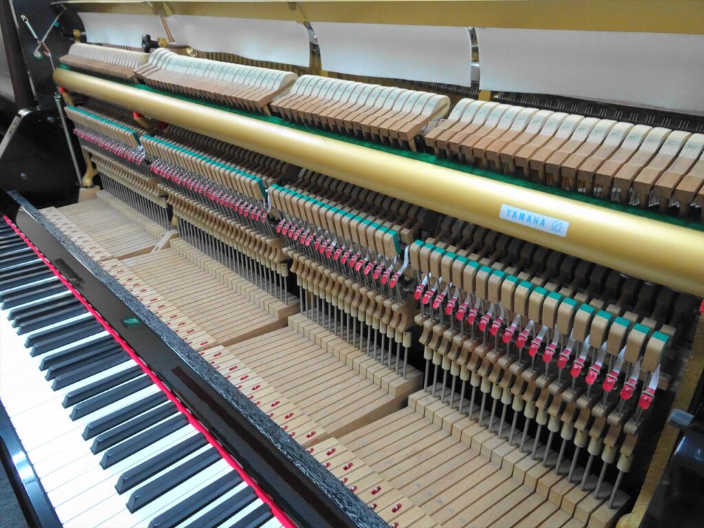 YAMAHA UX-31949xx-a